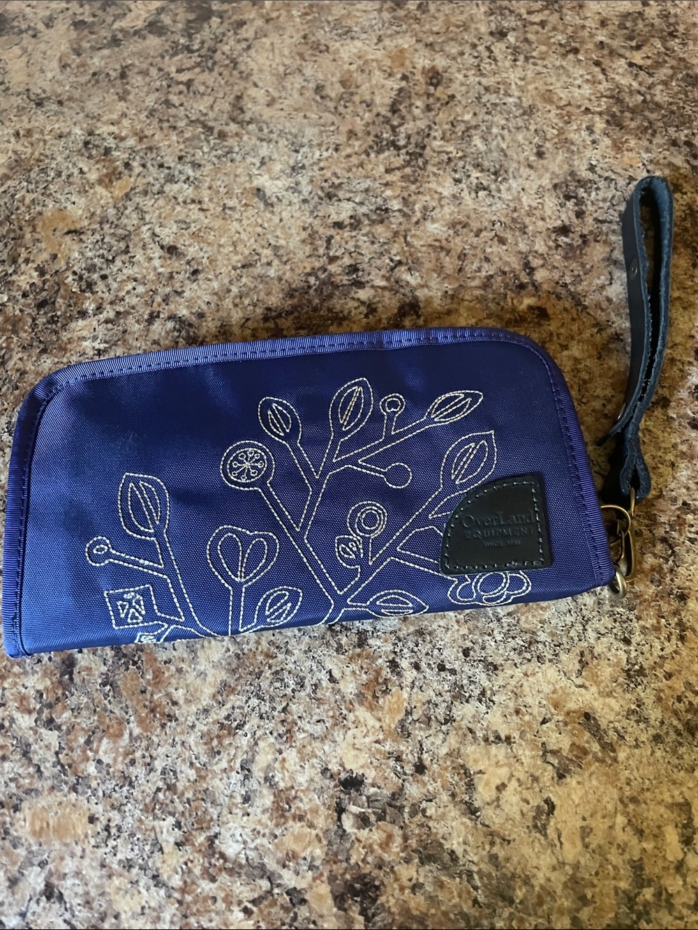Navy Floral Zip Wallet Wristlet